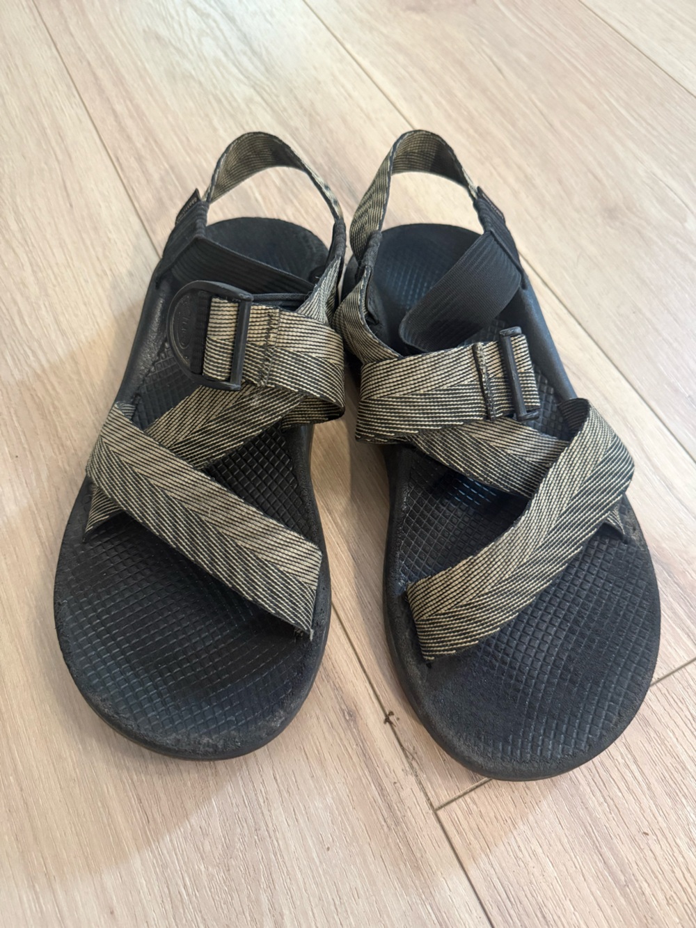 Chaco Men’s Size 10 Black Sandals with Tan Straps - Comfortable Adjustable Fit